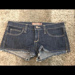 Frankie B Jean short size 29